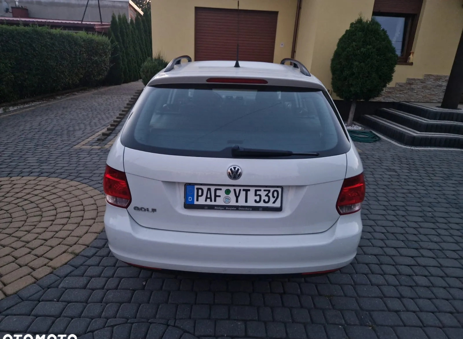 Volkswagen Golf cena 13600 przebieg: 212300, rok produkcji 2009 z Lewin Brzeski małe 79